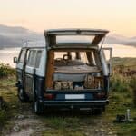 Furgoneta camper preparada para una escapada